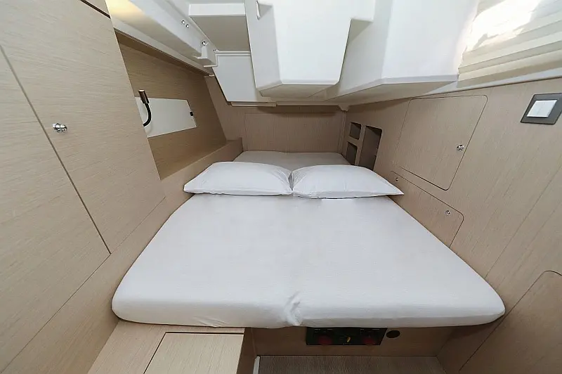Aft cabin in sailing yacht Beneteau Oceanis 46.1 Melissa in Fethiye in Turkey