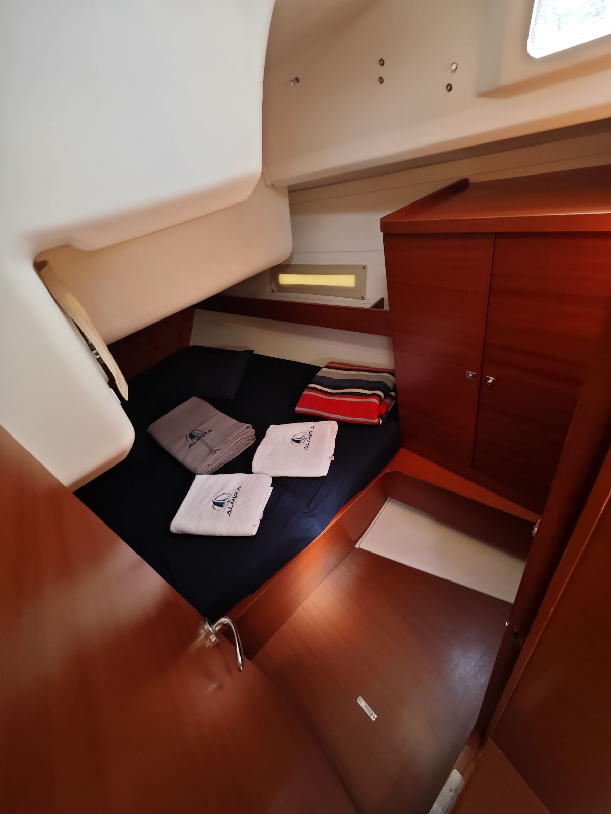 Aft cabin in sailing yacht Dufour 450 Grand Large Grace in Fethiye in Turkey