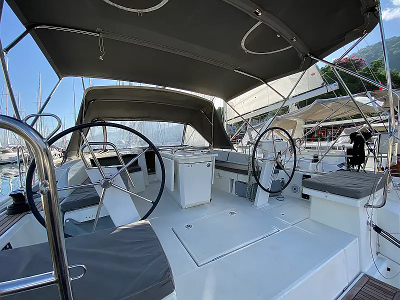 Cockpit of sailing yacht Beneteau Oceanis 46.1 Melissa in Fethiye in Turkey