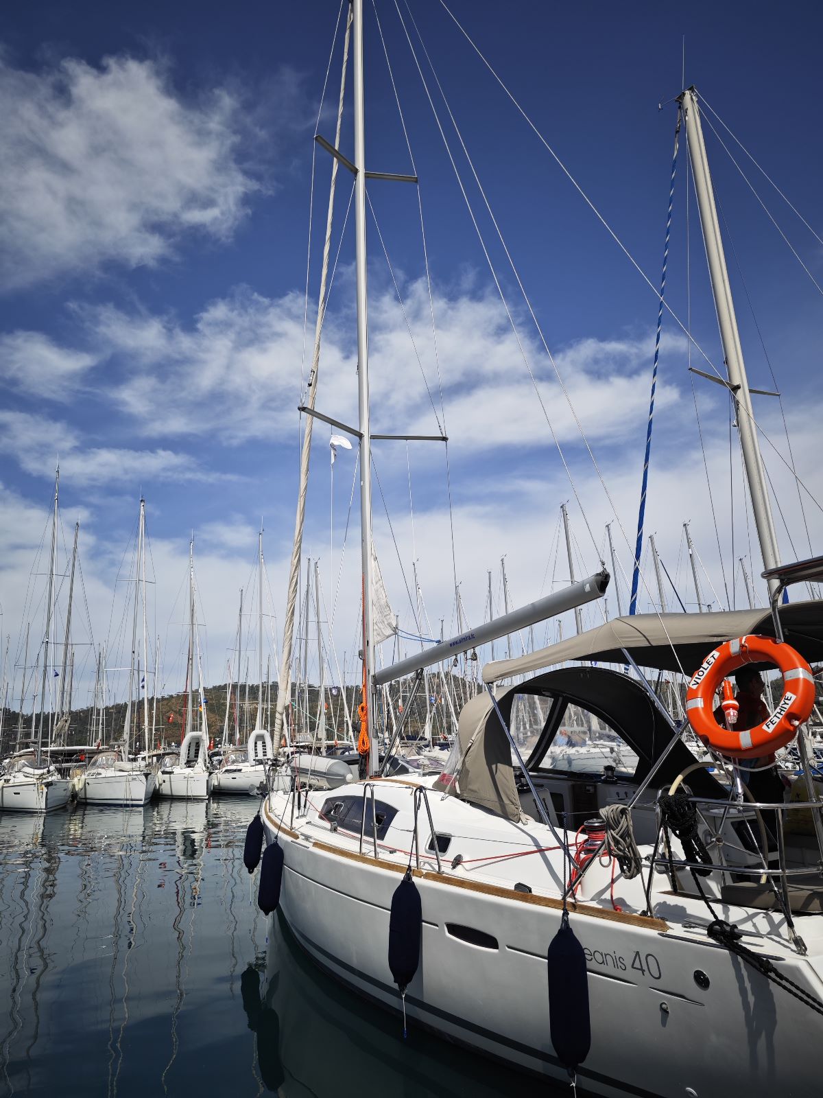 Sailing yacht Beneteau Oceanis 40 Violet in Fethiye in Turkey