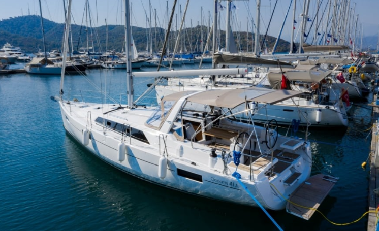 Sailing yacht Beneteau Oceanis 41.1 Zoi in Fethiye in Turkey