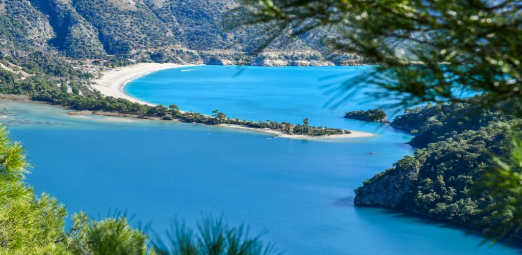 Catamaran and sailing yacht charter in Fethiye in Turkey
